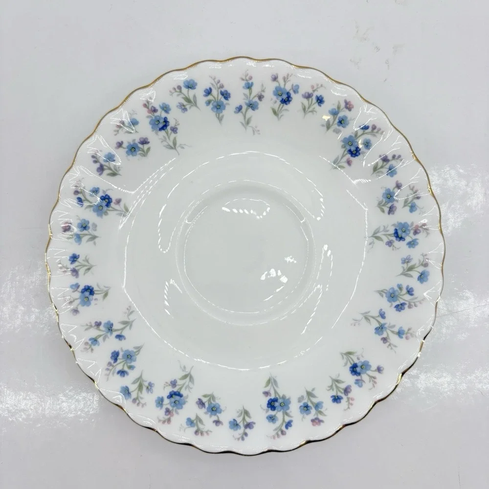 Vintage Royal Albert Memory Lane Tea Cup &‎ Saucer England Blue Floral Gold Trim